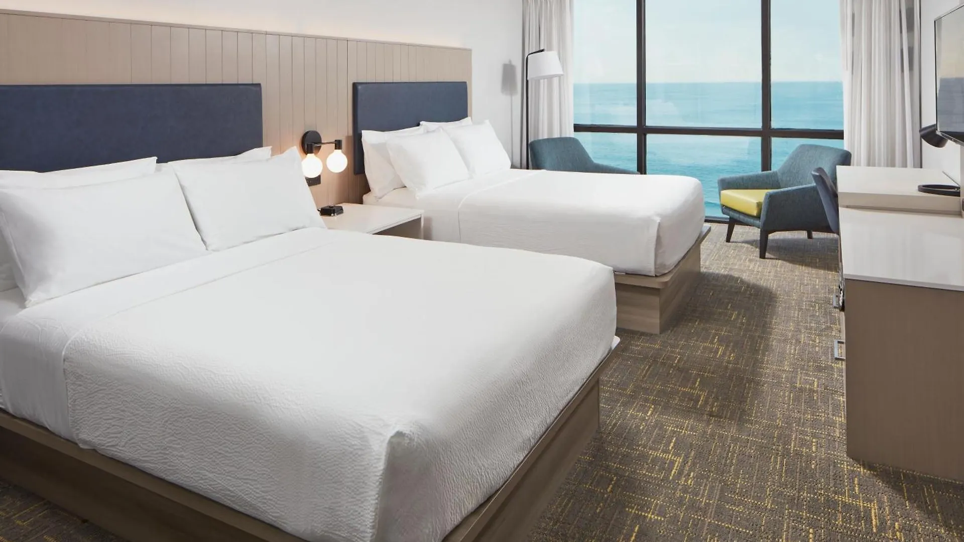 Four Points By Sheraton Virginia Beach Oceanfront 3*,  USA