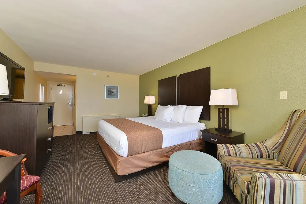 Four Points By Sheraton Virginia Beach Oceanfront 3*,